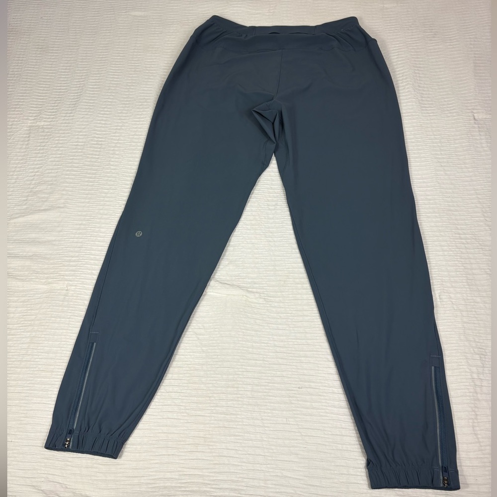 Lululemon Men's Jogger Sweatpants - Picture 2 of 10